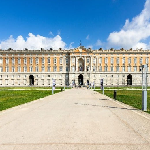 Smart audio guide and admission ticket to visit the Royal Palace of Caserta and English gardens by train from Naples | inStazione