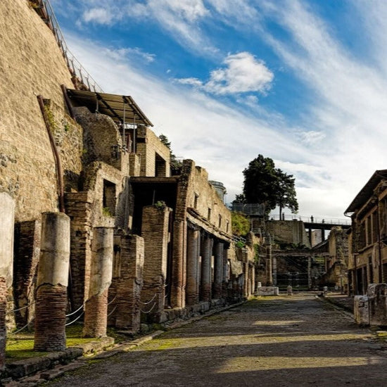 smart audio guide to download to your cell phone of Herculaneum | inStazione